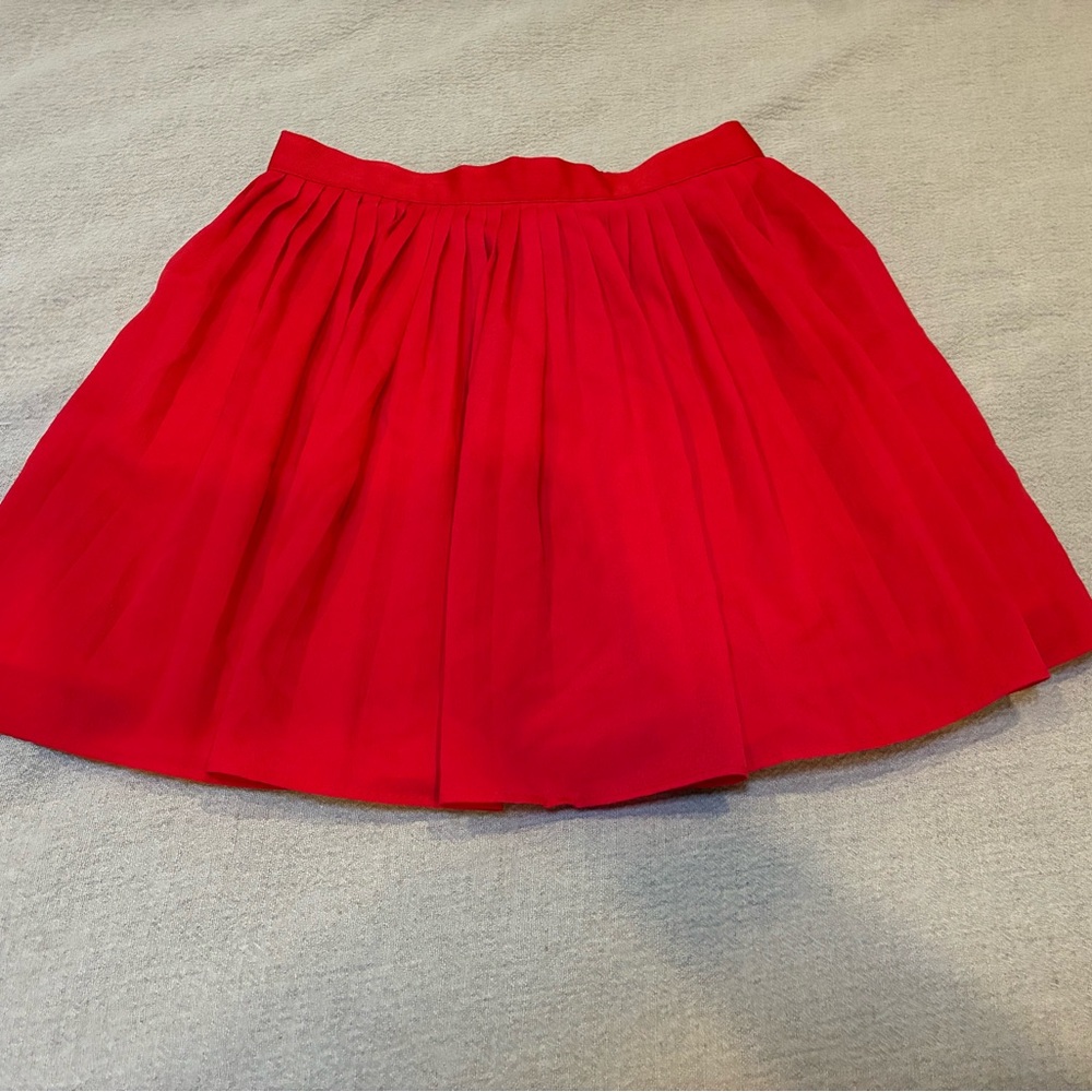 Elegant Red Girl ‘s Pleated Skirt